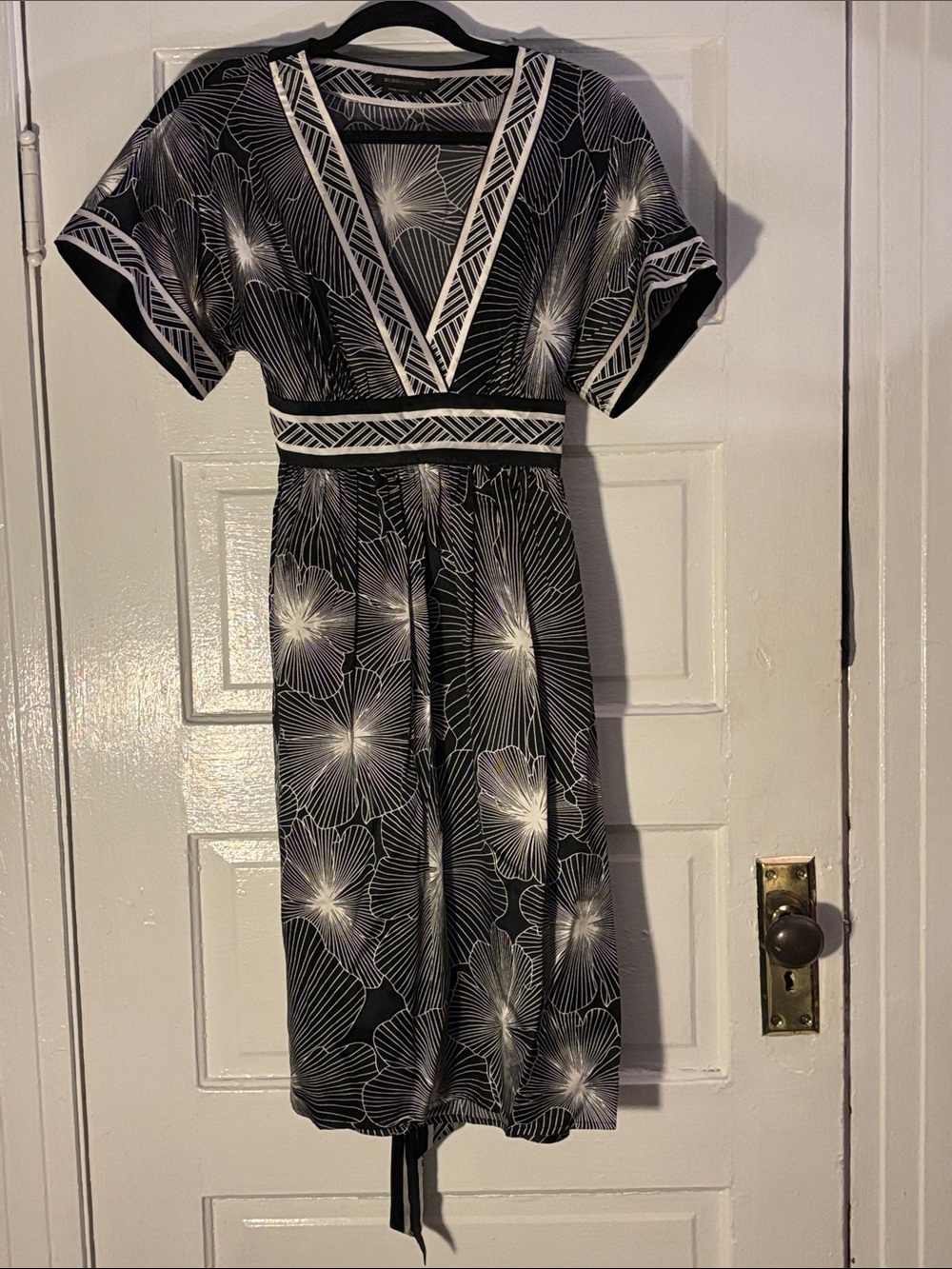 BCBGMaxAzria Black and White Floral V-Neck Midi Dress